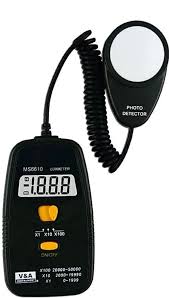 Digital light meter MS6610